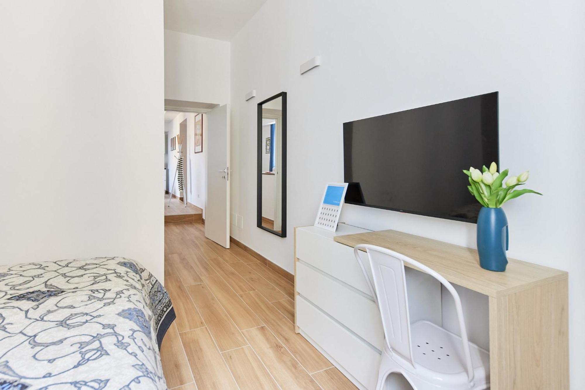Iflat Lovely Modern